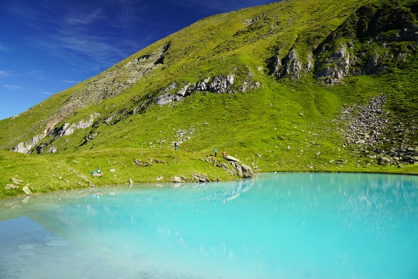 Herrliche Farbe des Seekarlsees
