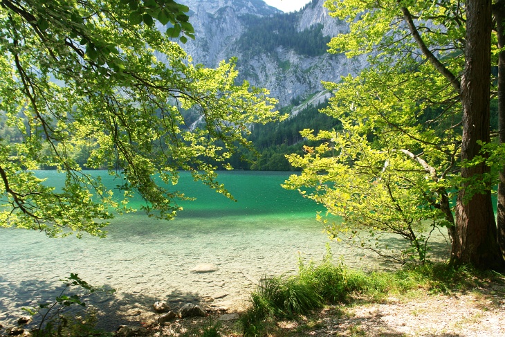 Schön ist es ja bei den Langbathseen. Und die überzogenen Preise im Stüberl muss man halt als Parkgebühr betrachten.
