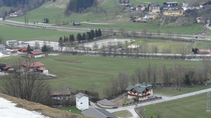 Wenige Tage nach meinem Reiteralm-Spaziergang zeigt sich der Pichler Freizeitsee von seiner trockenen Seite.