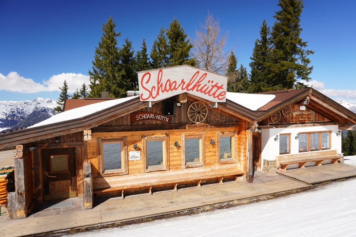 Der windgeschützte Schlafplatz bei der Schoarlhütte am Hauser Kaibling bescherte mir den ersten Sonnenbrand 2020.